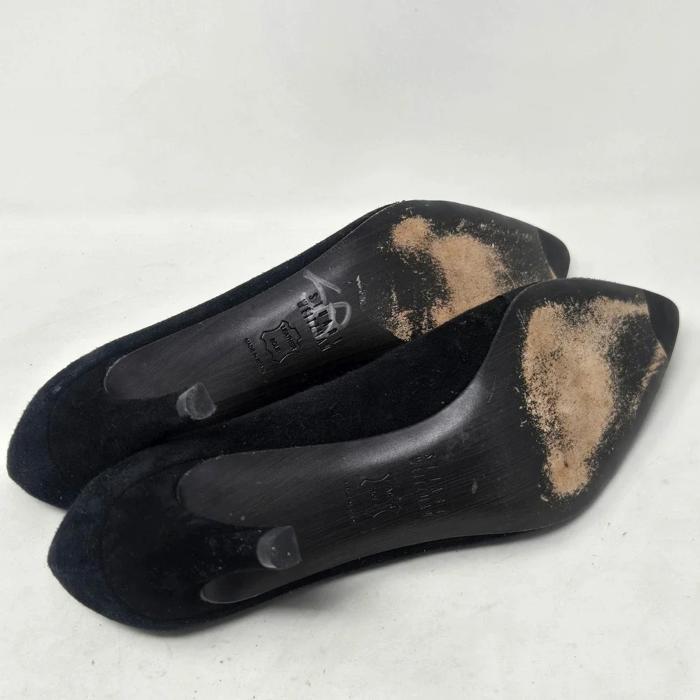 Stuart Weitzman Black Suede Pointed Toe Pumps Grosgrain Detail QH10360 Size 7.5M